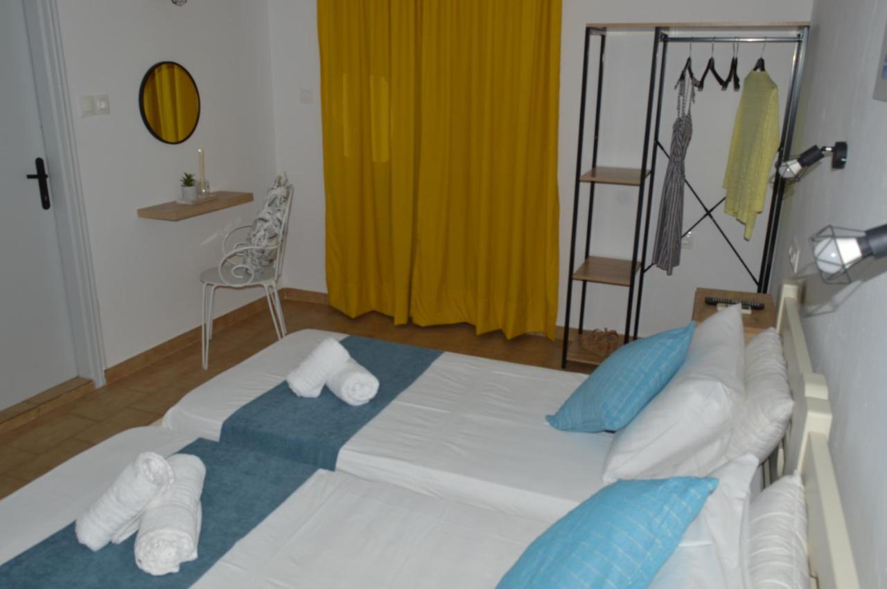 Pansion Katerina Hotel Skiathos Town Exterior foto