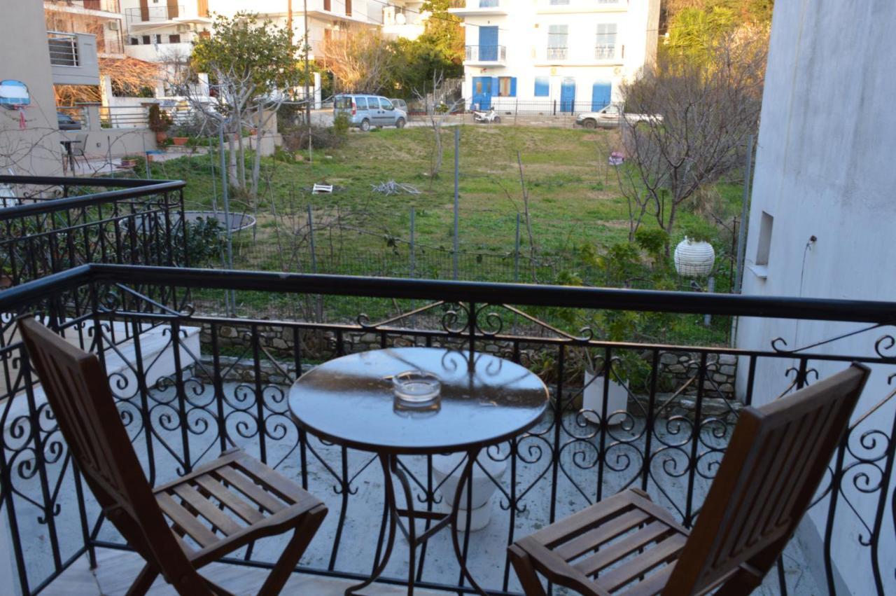 Pansion Katerina Hotel Skiathos Town Exterior foto